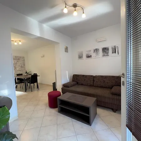 In The Heart Of - 50m To The Apartment Porec