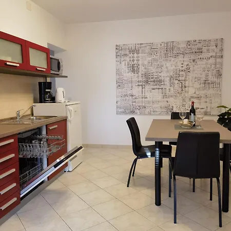 Apartment In The Heart Of - 50m To The *